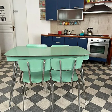 Arararooms