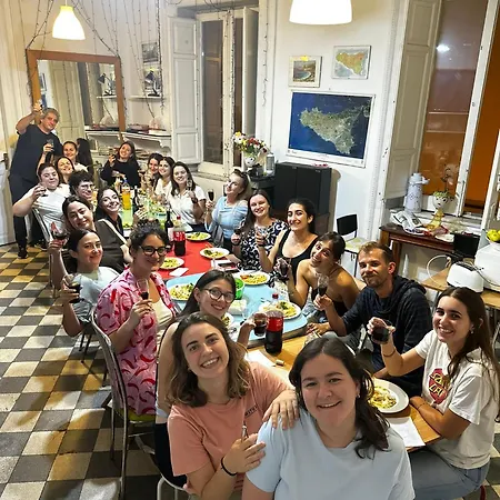 Via Zara Arararooms Hostel Palermo