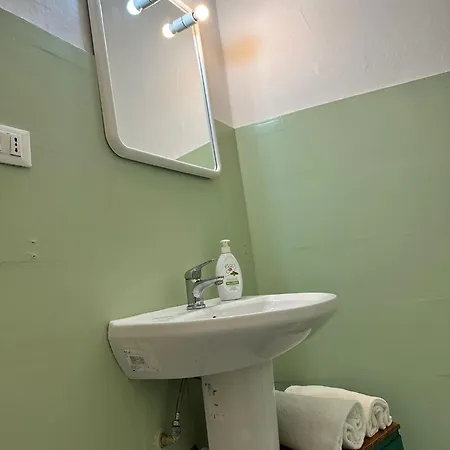 Via Zara Arararooms *