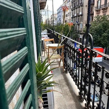Via Zara Arararooms * パレルモ